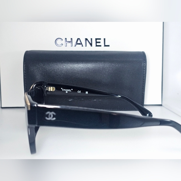 Chanel Sunglasses Semi Square cateye shape. Gold trimming  71705-A Black - Picture 6 of 11